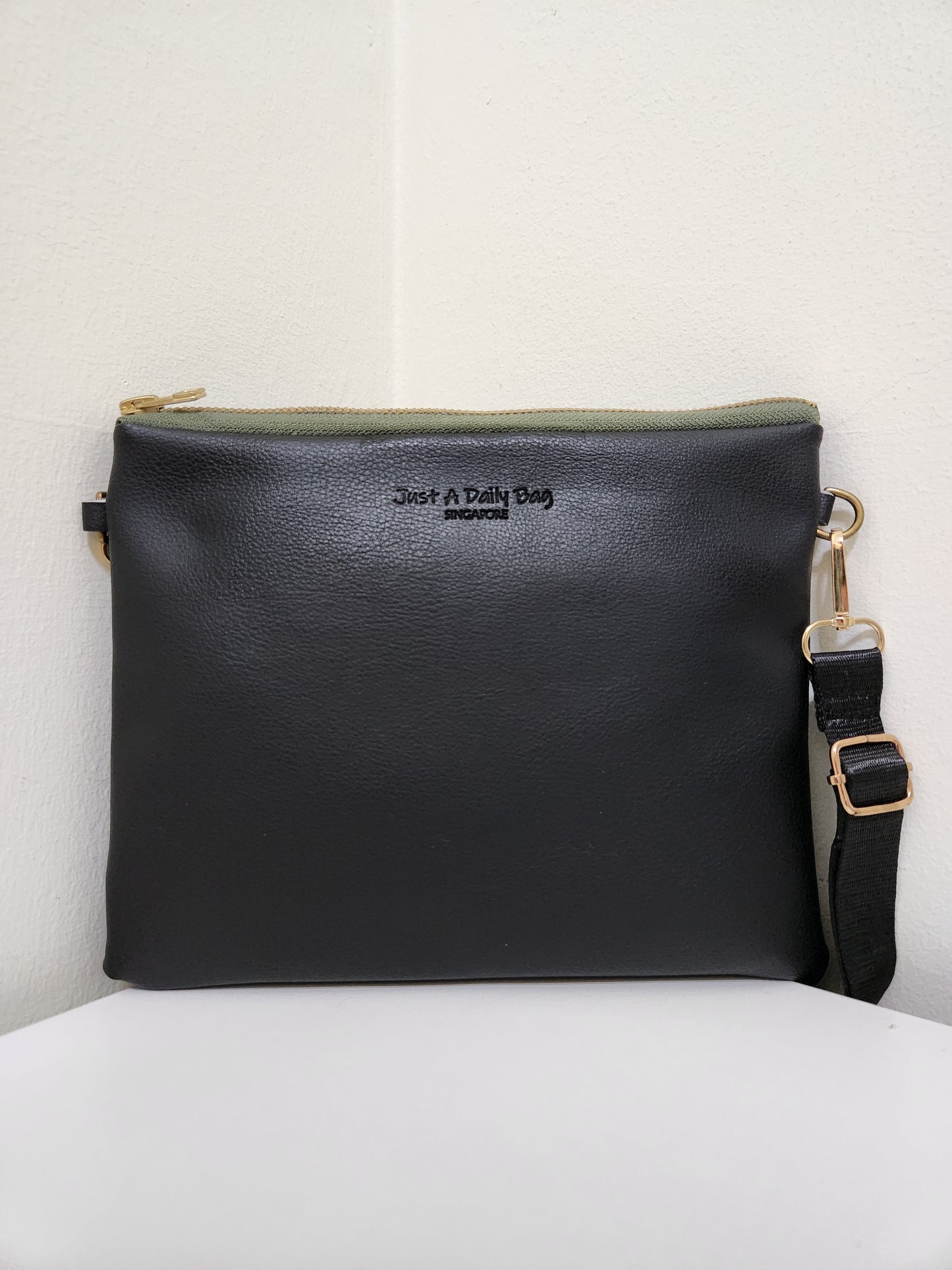 Cactus Leather Pochette